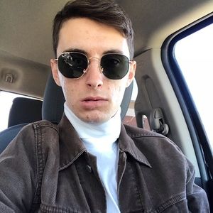 Meet your Posher, Cody